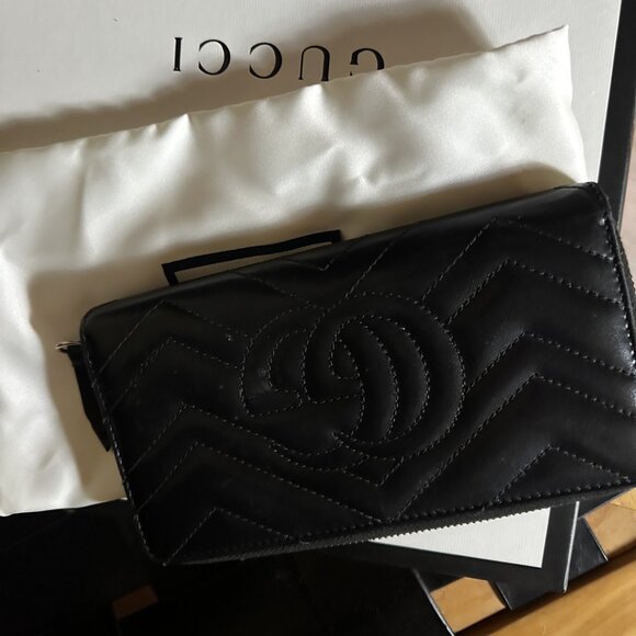 Double G Gucci zipped wallet - Picture 2 of 3
